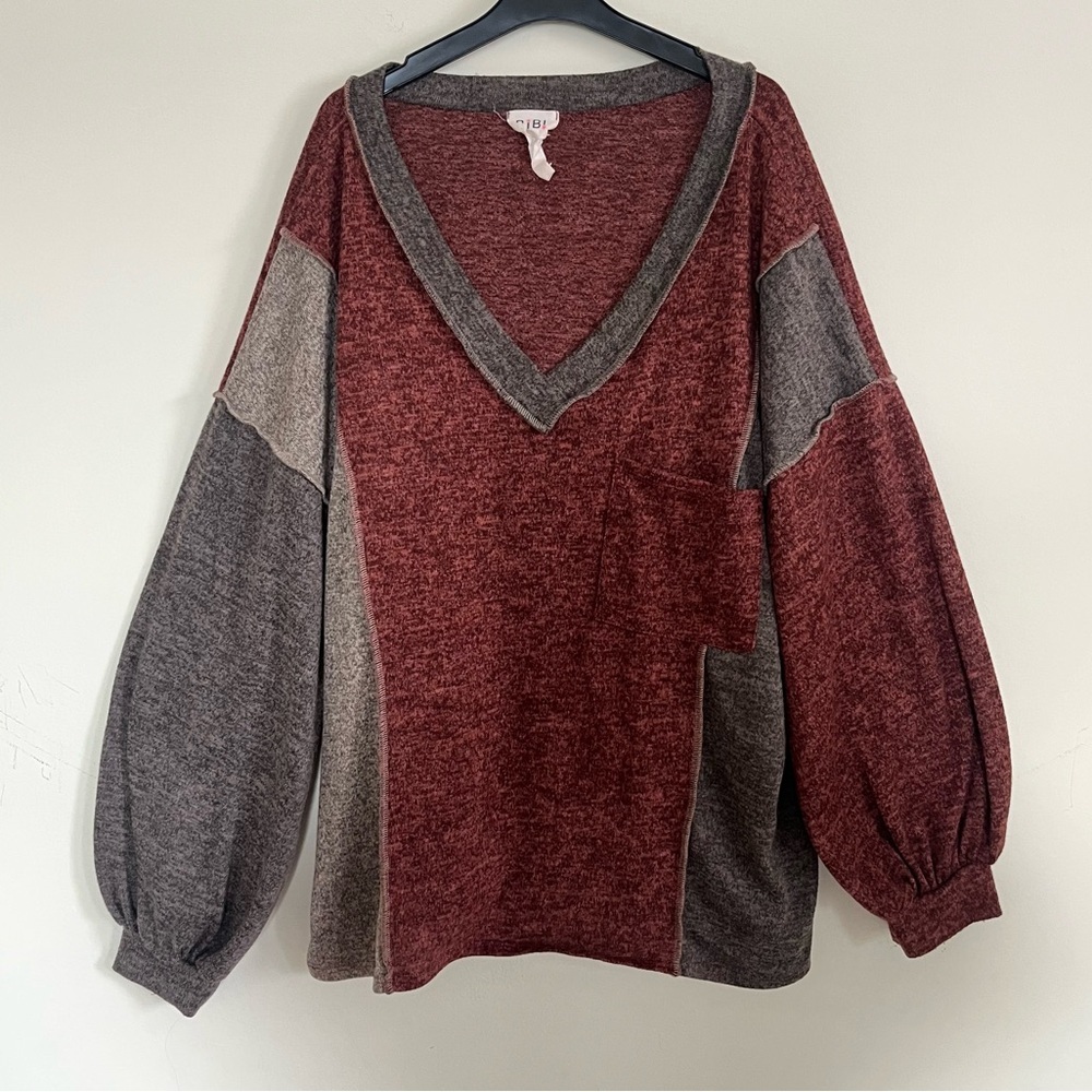 BiBi Maroon chuncky gorpcore and Charcoal V-Neck Sweater (not size check)